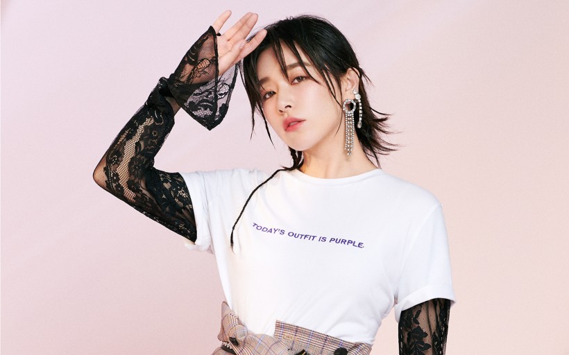 美女阚清子手机壁纸