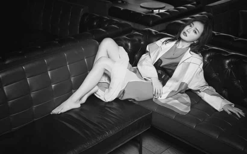 美女明星秦岚手机壁纸