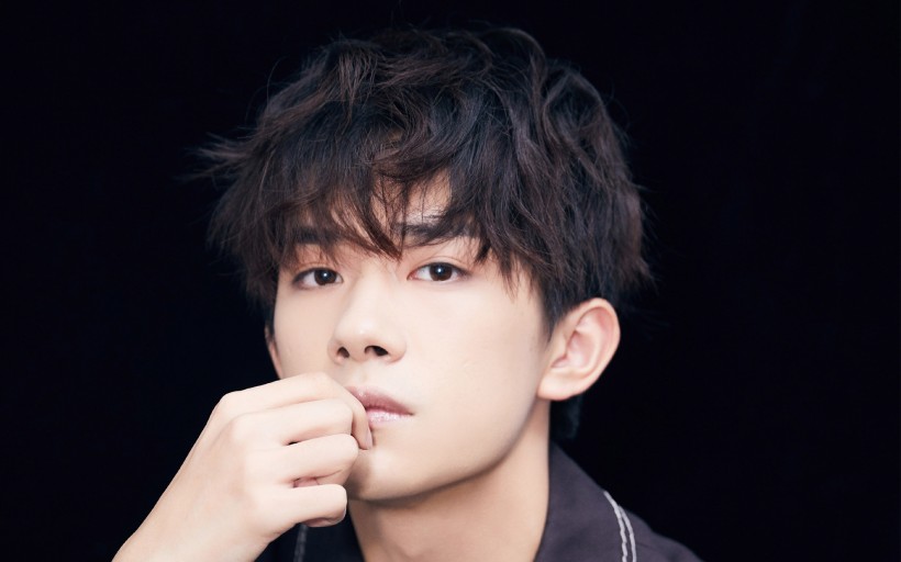 TFBOYS易烊千玺手机壁纸