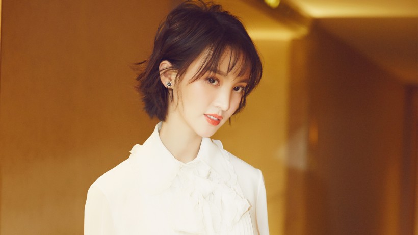 清纯美女明星金晨手机壁纸