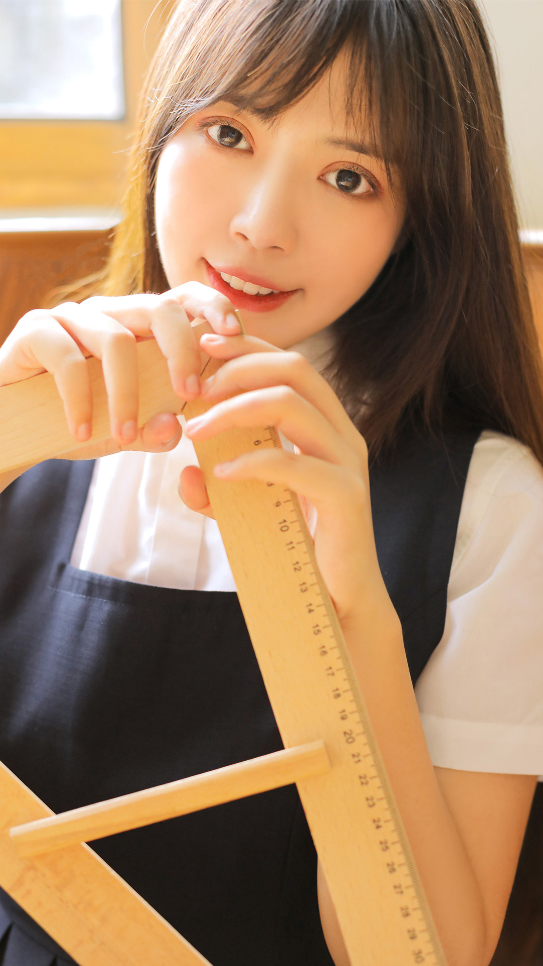 校服少女写真手机壁纸